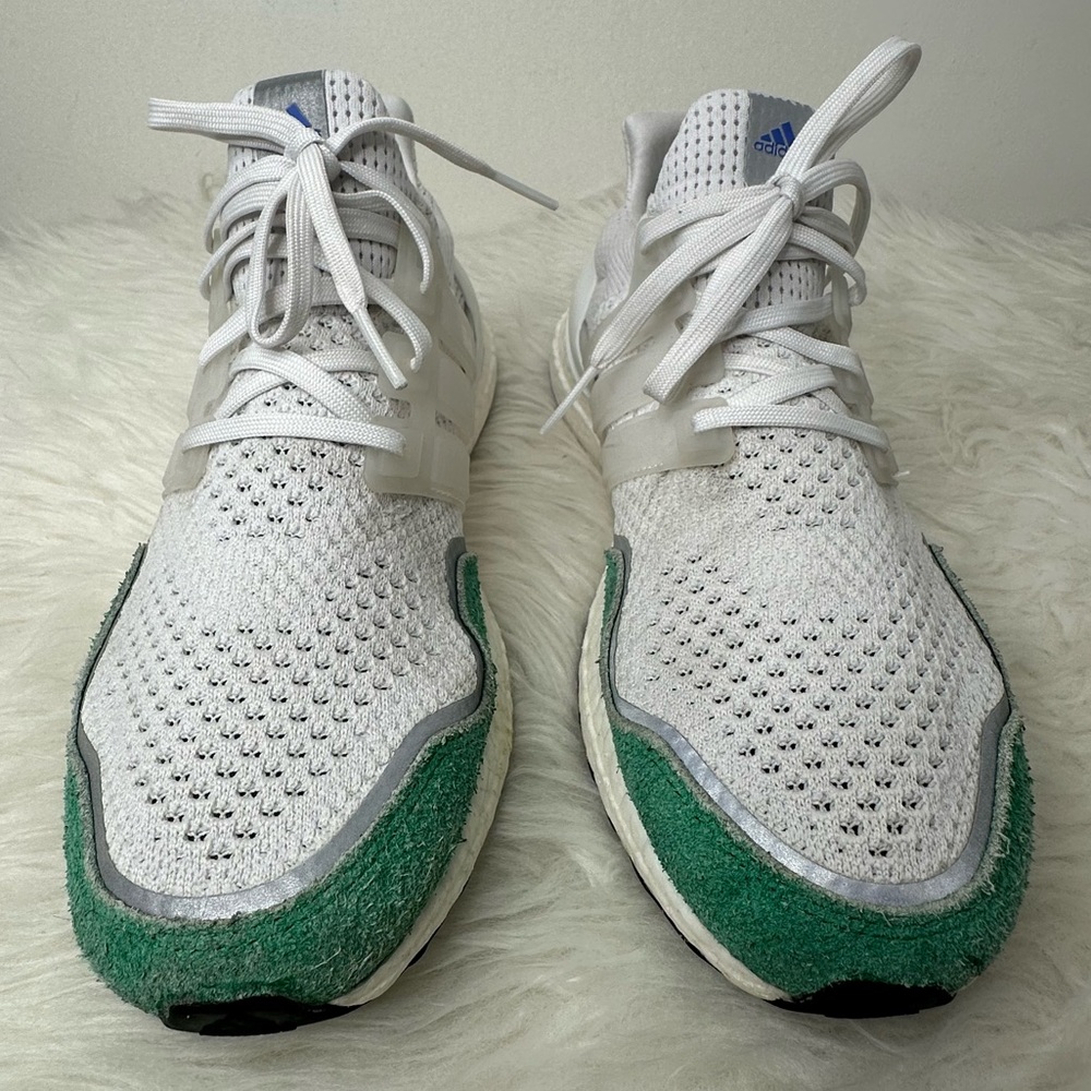 Adidas Men’s Ultra Boost 1.0 Running Shoes Size 9.5 - Picture 2 of 15